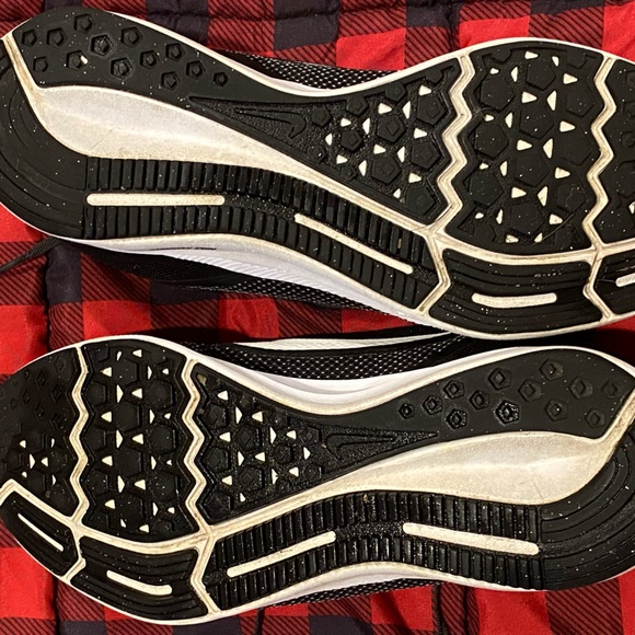 Nike Men’s Downshifter shoes - Picture 4 of 5